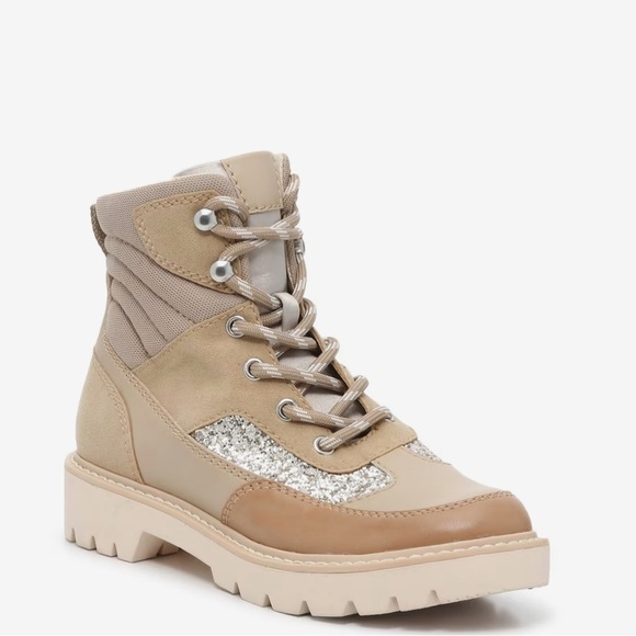 Dolce Vita Shoes - Dolce Vita Pryor Bootie Size 9 M.